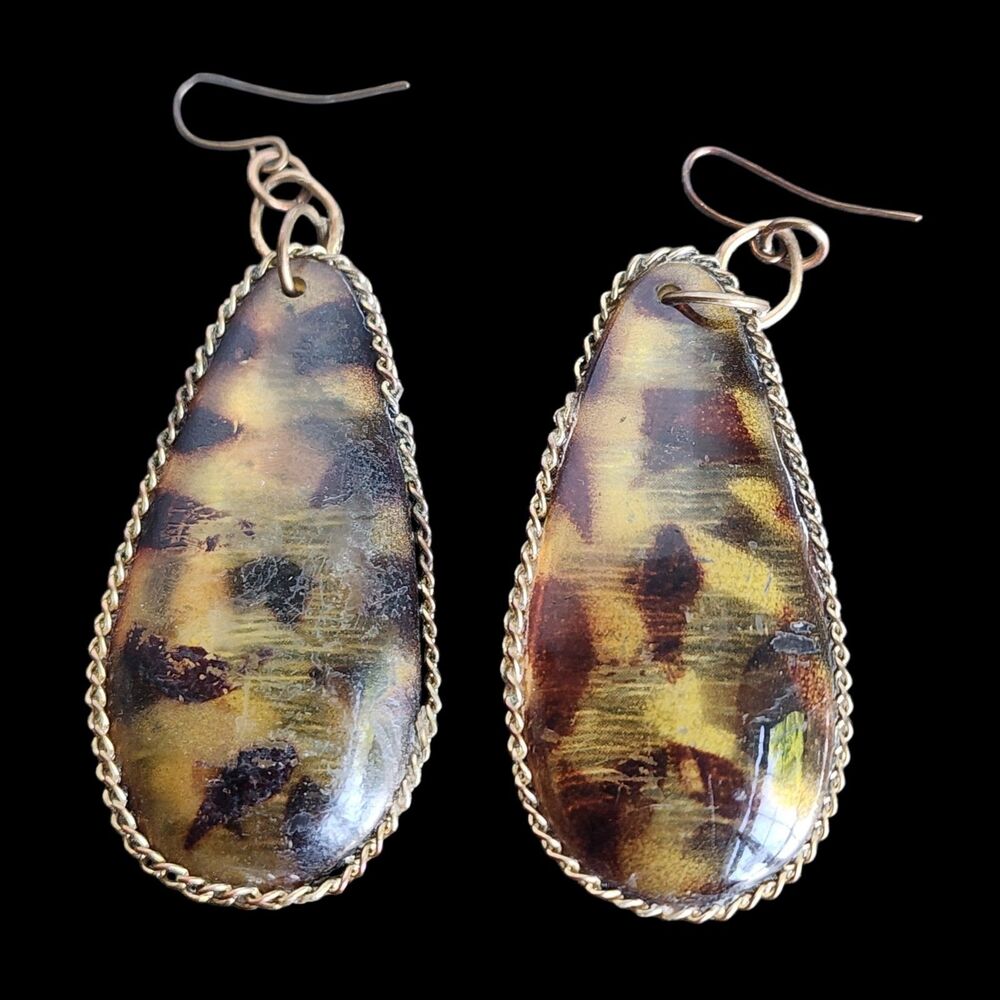 ​Vintage Style Tortoiseshell Teardrop Dangle Earrings with Gold Tone Rope Edge